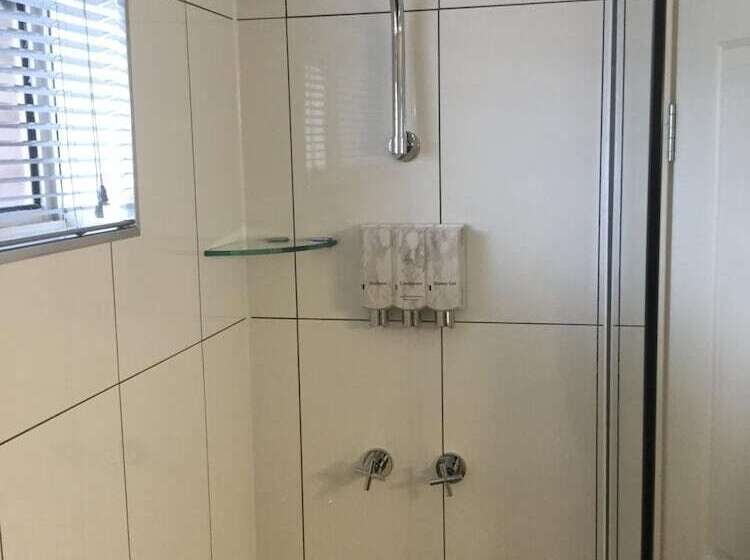 Albury Townhouse Motel