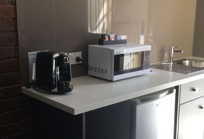 Albury Townhouse Motel