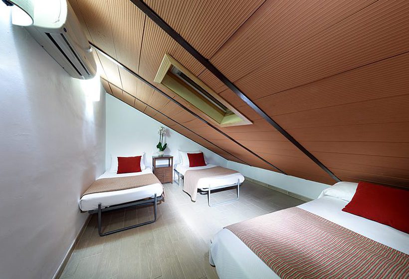 Apartamentos Patios de Alcántara