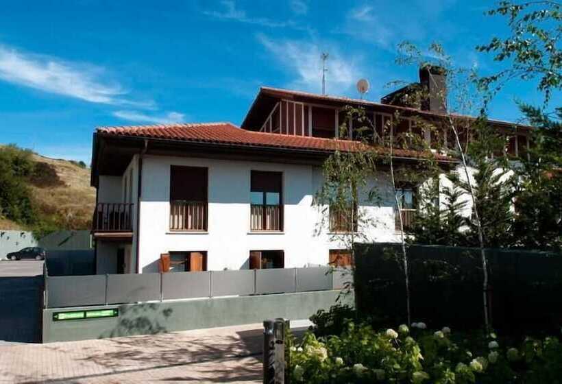 Apartamentos Turisticos Talaimendi