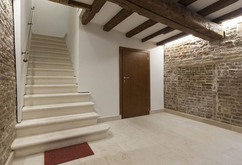 تختخواب و صبحانه Casa Del Melograno