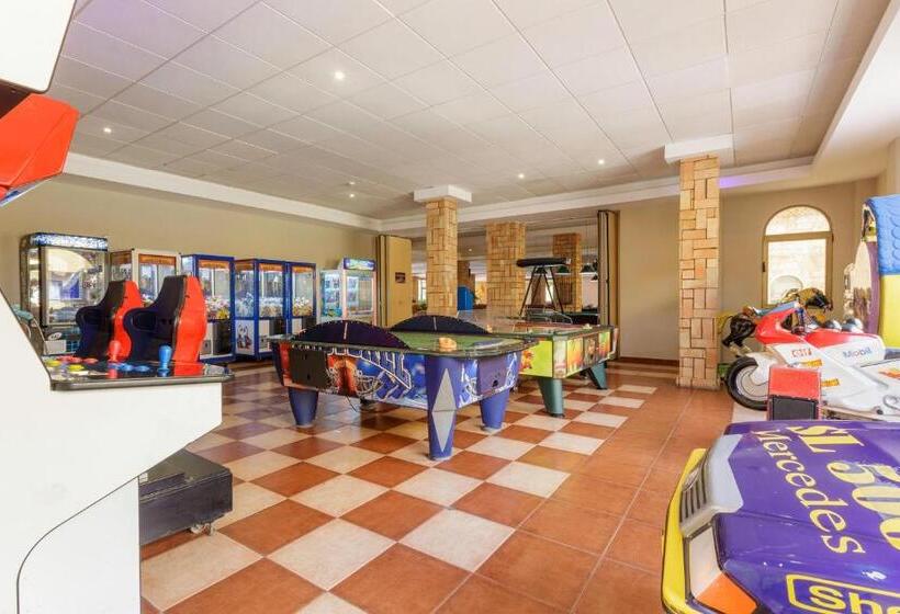 Best Alcázar Hotel y Apartamentos