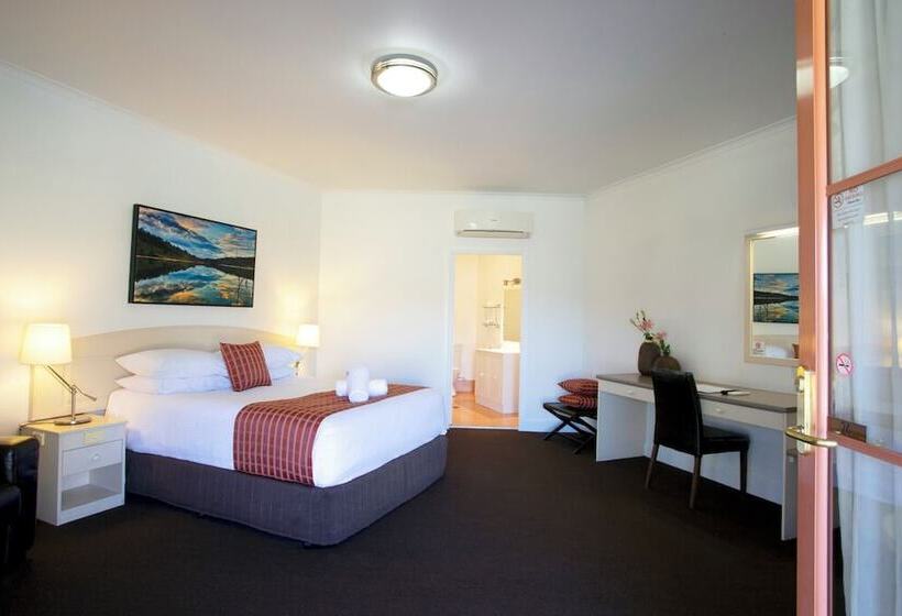 Bowen Inn Motel
