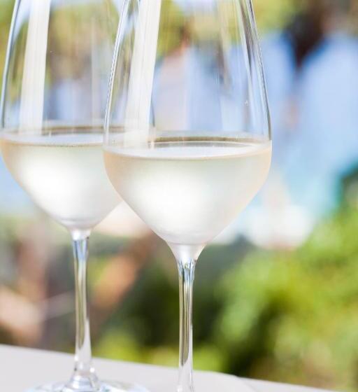 Chris S Beacon Point Restaurant & Villas