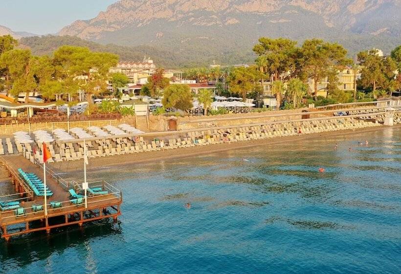 Crystal Aura Beach Resort & Spa   Ultimate All Inclusive