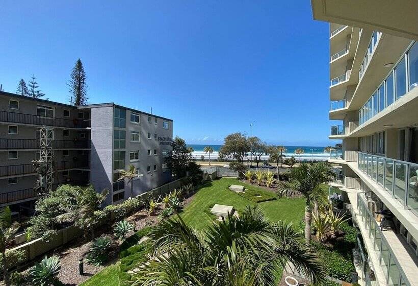 Hi Surf Beachfront Resort Apartments