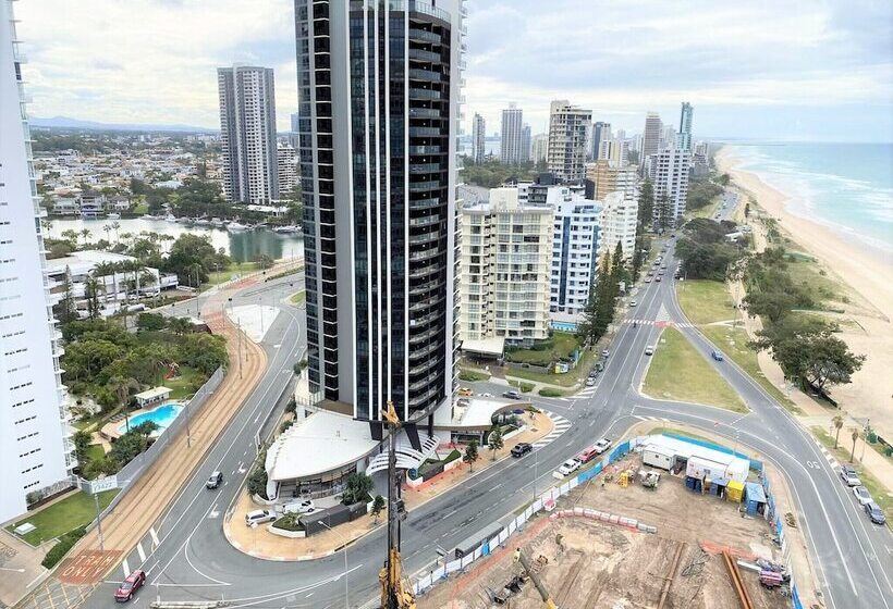 Hi Surf Beachfront Resort Apartments