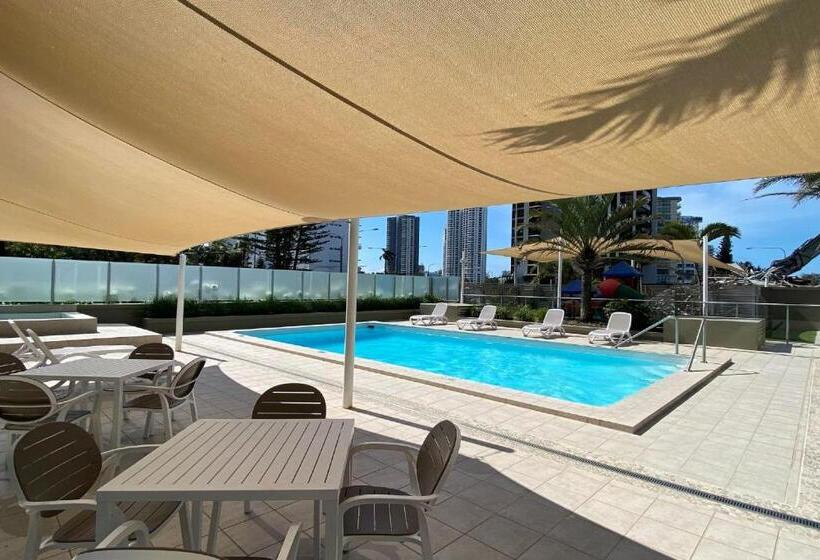 Hi Surf Beachfront Resort Apartments