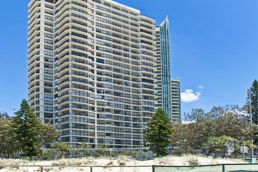 Hi Surf Beachfront Resort Apartments