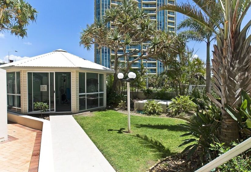 Hi Surf Beachfront Resort Apartments