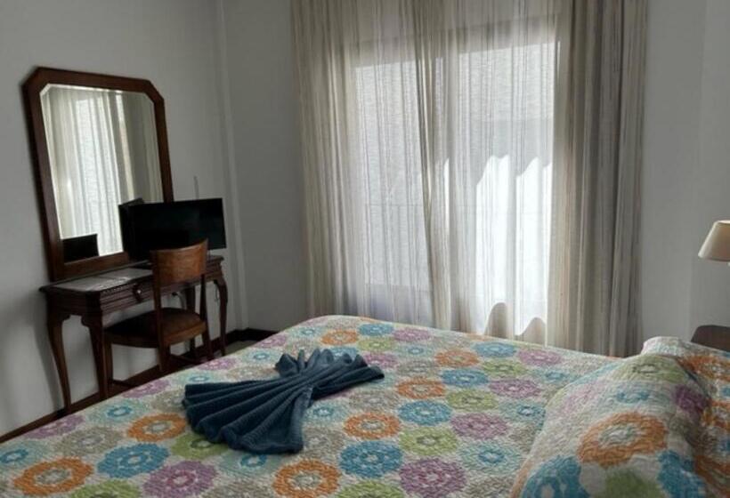 בית מלון כפרי Al Andalus