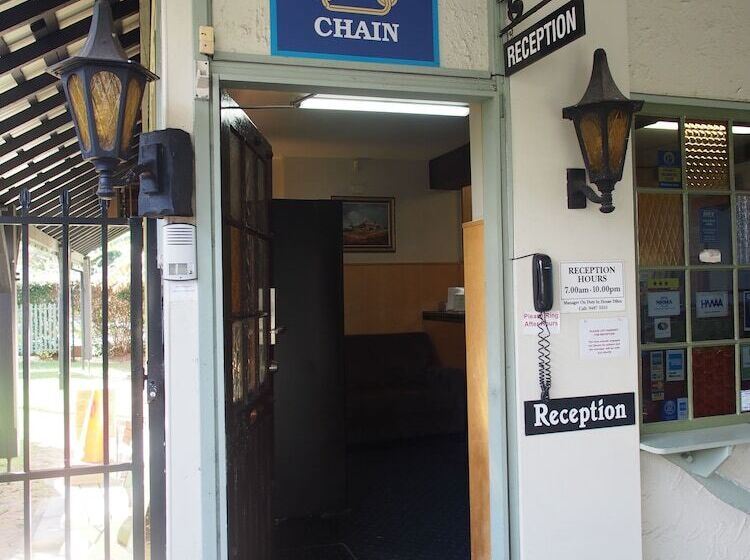 בית מלון כפרי Ascot Motor Inn