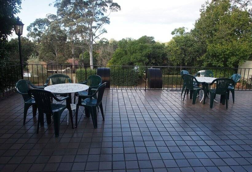 בית מלון כפרי Ascot Motor Inn