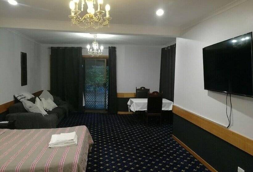 בית מלון כפרי Ascot Motor Inn