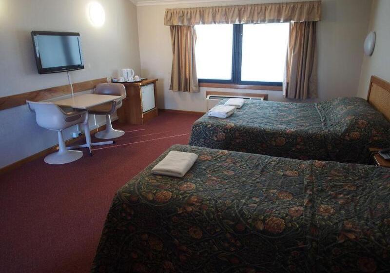 בית מלון כפרי Ascot Motor Inn