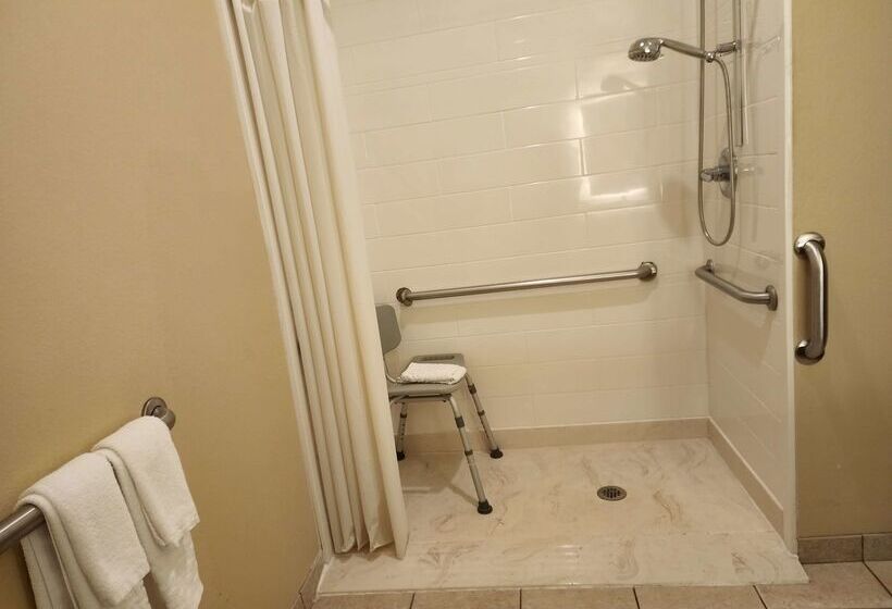 هتل Best Western Plus Monica Royale Inn & Suites