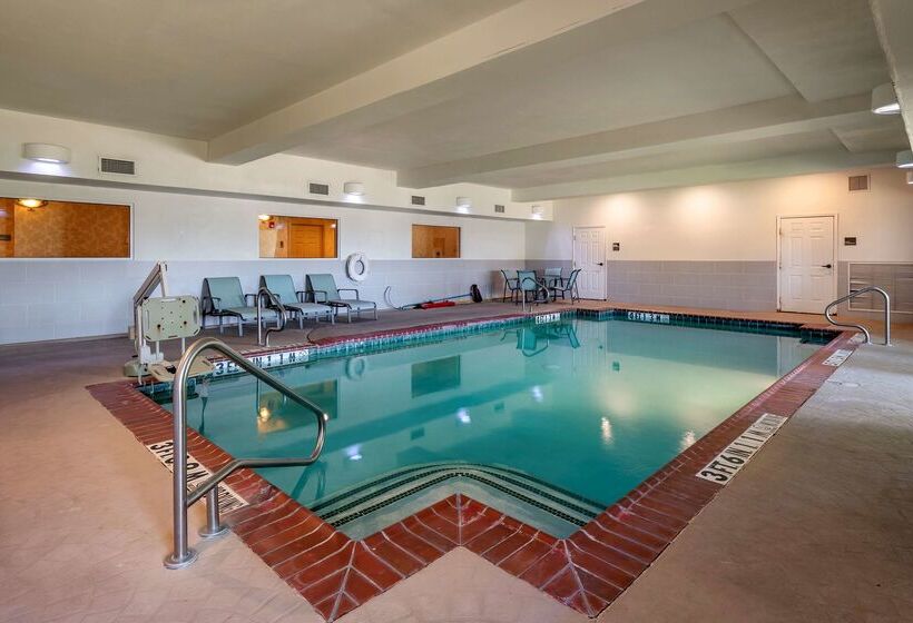 هتل Best Western Plus Monica Royale Inn & Suites