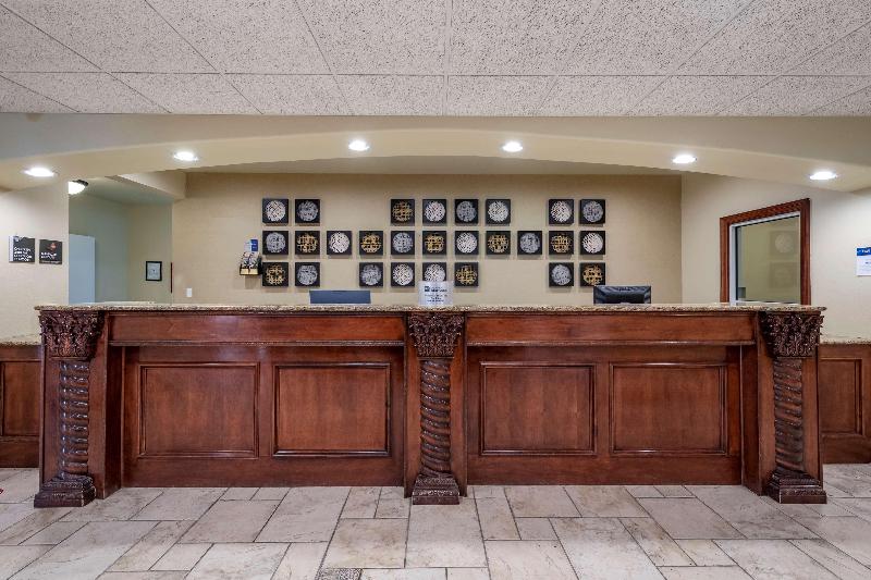 هتل Best Western Plus Monica Royale Inn & Suites