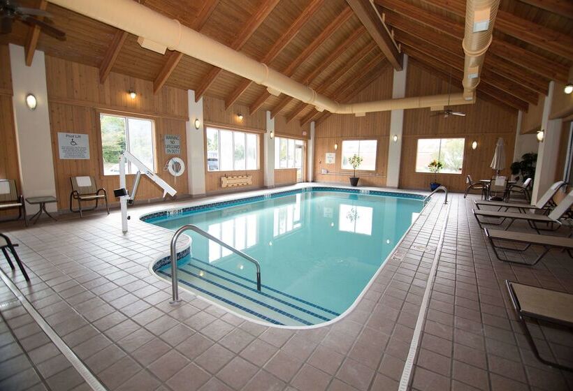 בית מלון כפרי Best Western Port Columbus