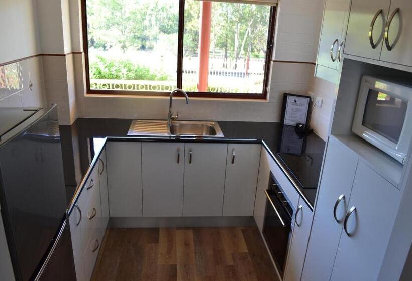 בית מלון כפרי Cattlemans Country Motor Inn & Serviced Apartments