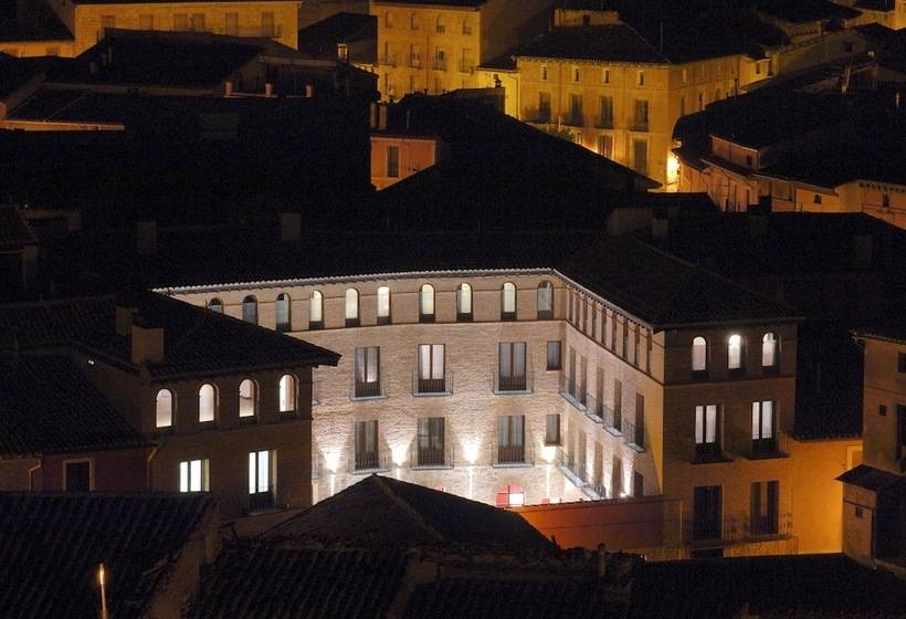 فندق Cienbalcones