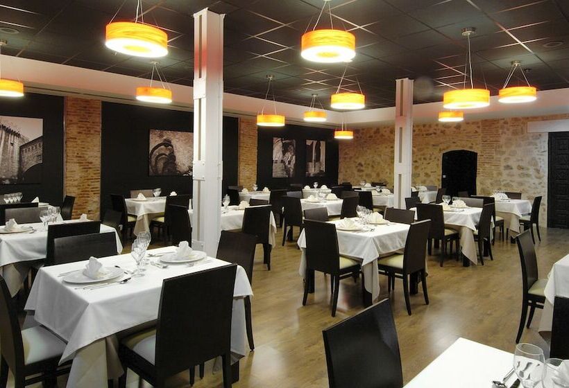 فندق Cienbalcones