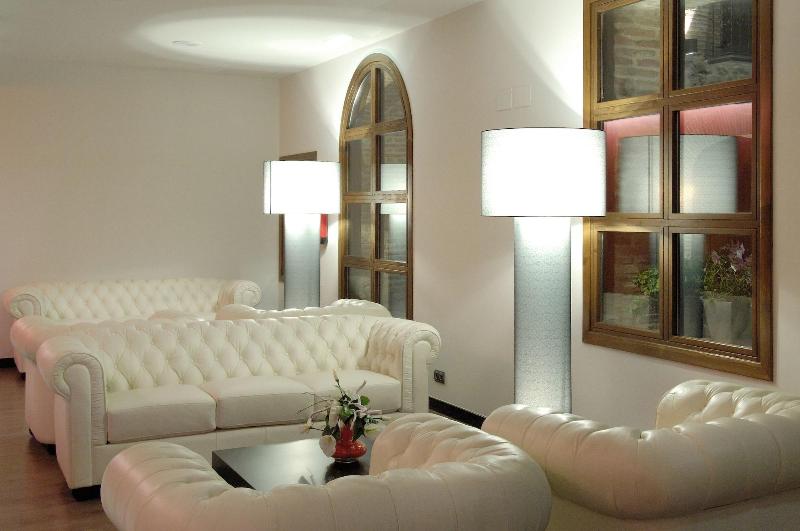 فندق Cienbalcones