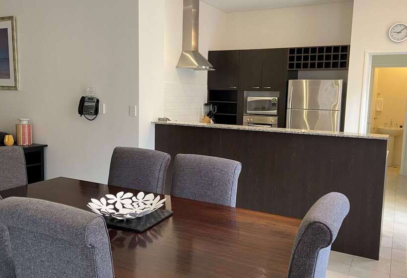 Отель Club Wyndham Perth, Trademark Collection By Wyndham