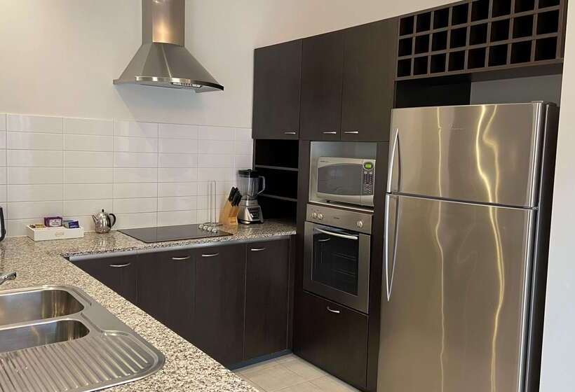 Отель Club Wyndham Perth, Trademark Collection By Wyndham