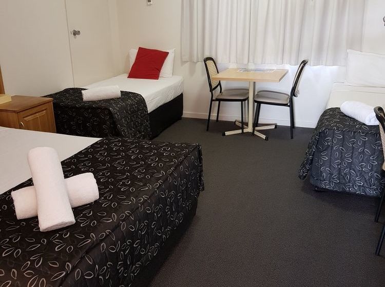 ホテル Cluden Park Motor Inn