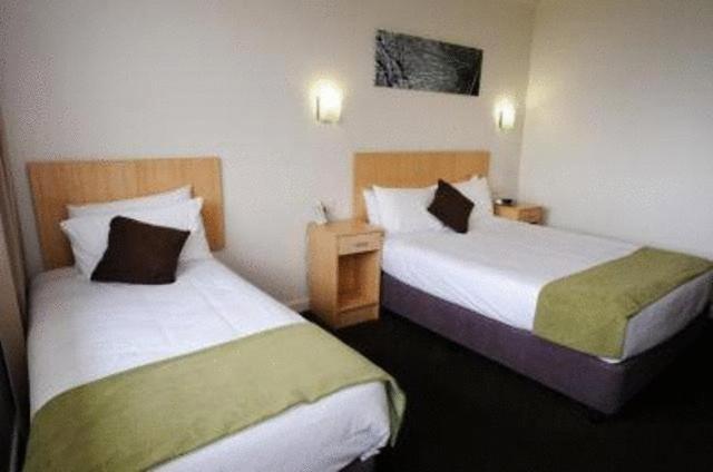 בית מלון כפרי Comfort Inn Capital Horsham