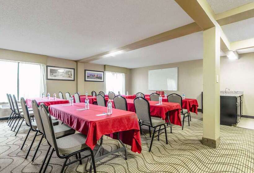 فندق Comfort Inn Dallas Park Central