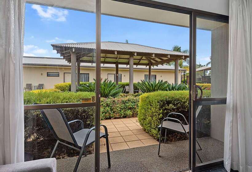 בית מלון כפרי Comfort Inn Deakin Palms