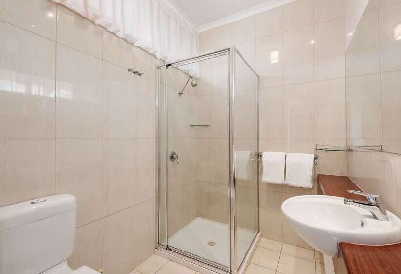 בית מלון כפרי Comfort Inn Deakin Palms