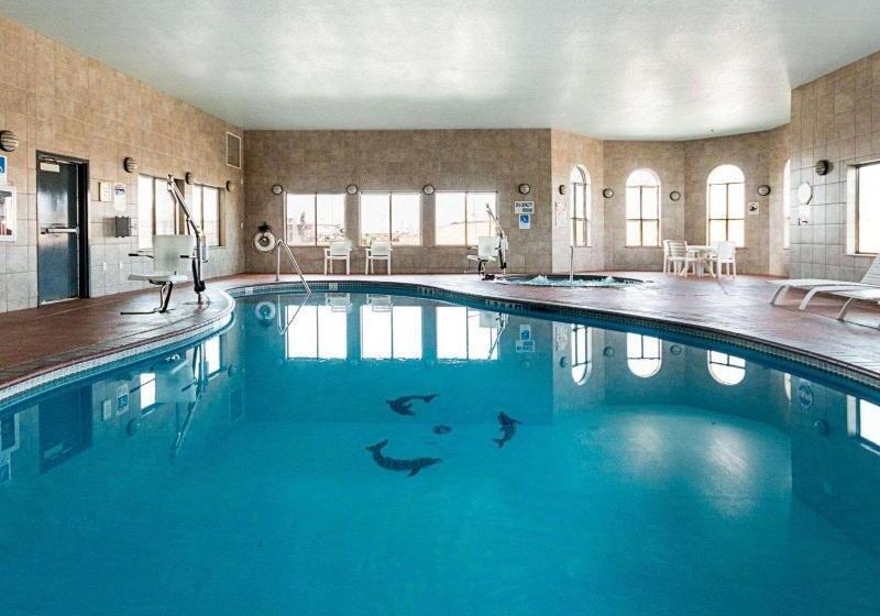 فندق Comfort Inn & Suites