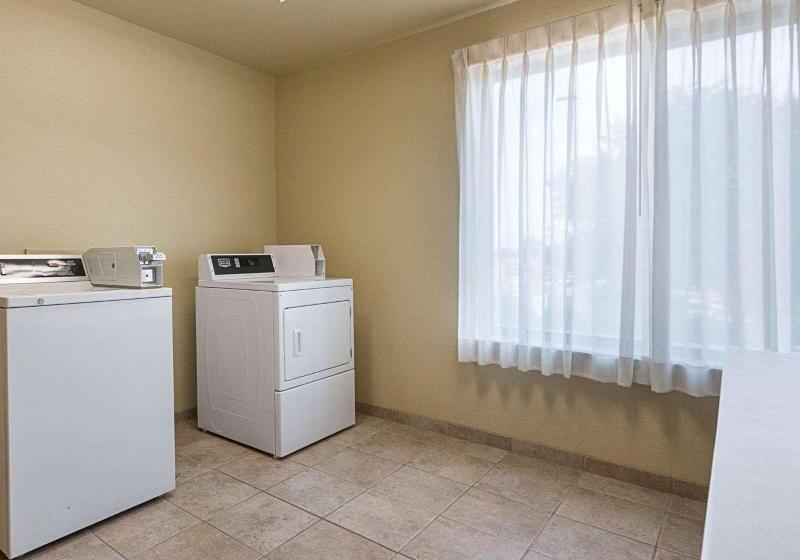 فندق Comfort Inn & Suites