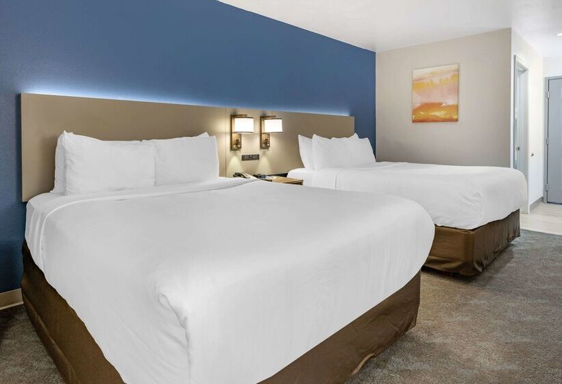 בית מלון כפרי Comfort Inn & Suites