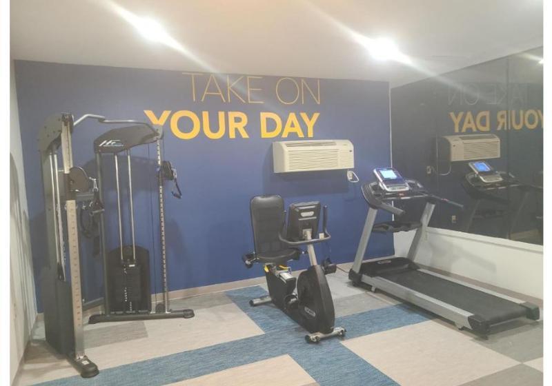 ホテル Comfort Inn & Suites