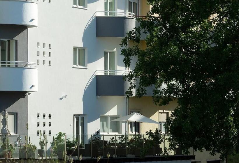 Отель Cova Da Iria