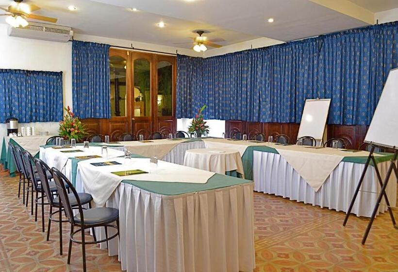 בית מלון כפרי Dario Granada