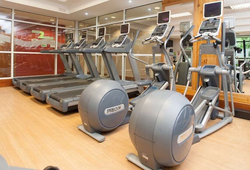 ホテル Doubletree By Hilton  Edinburgh Airport