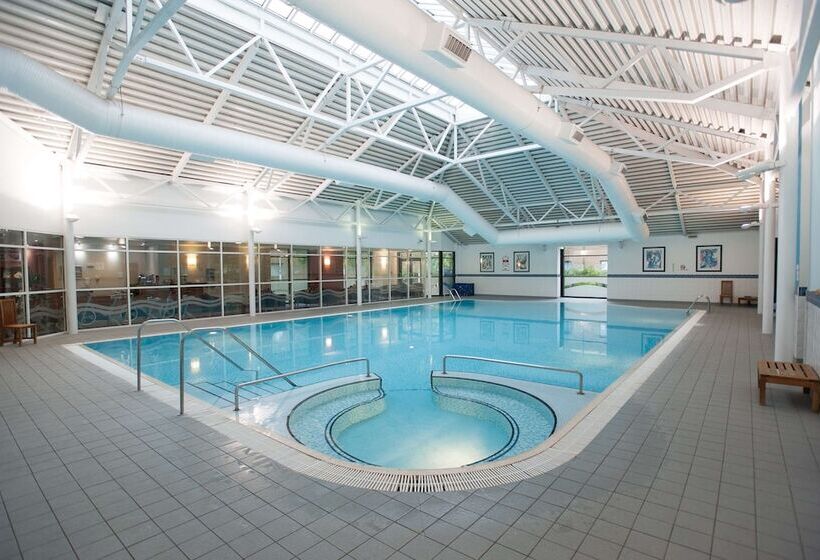 ホテル Doubletree By Hilton  Edinburgh Airport