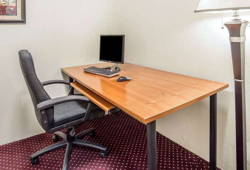 فندق Econo Lodge