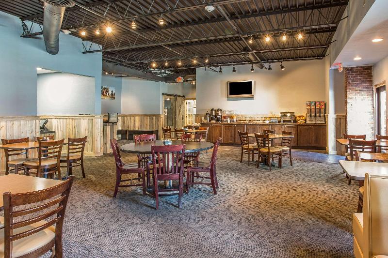 فندق Econo Lodge