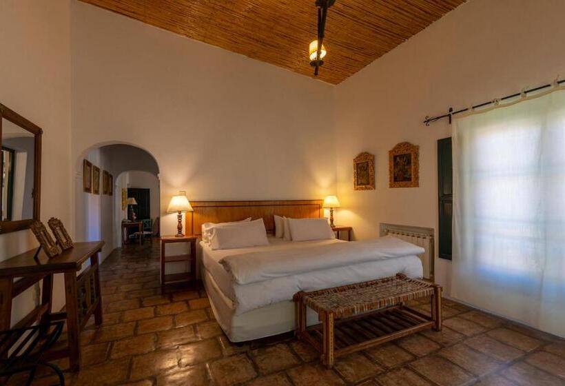 호텔 El Manantial Del Silencio