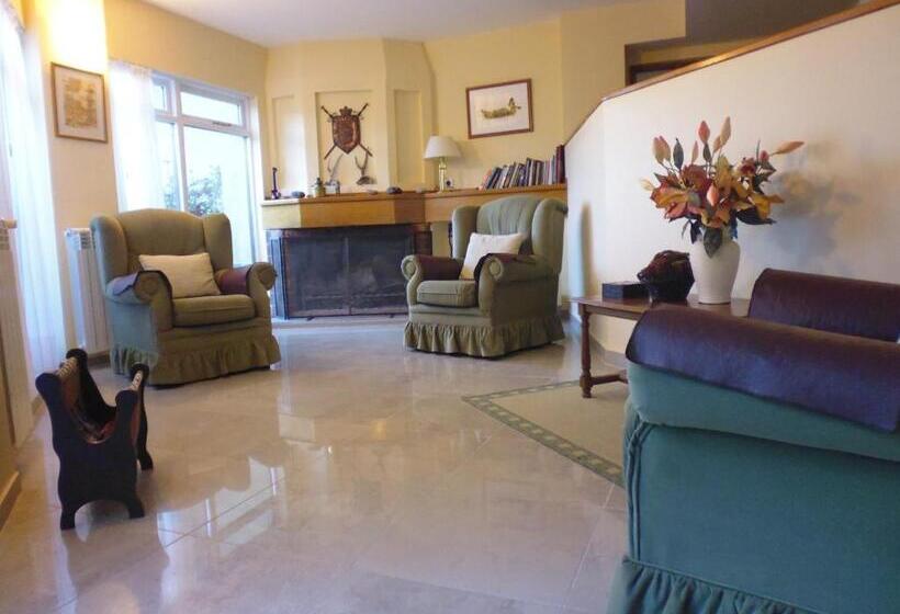 فندق Estancia La Quinta