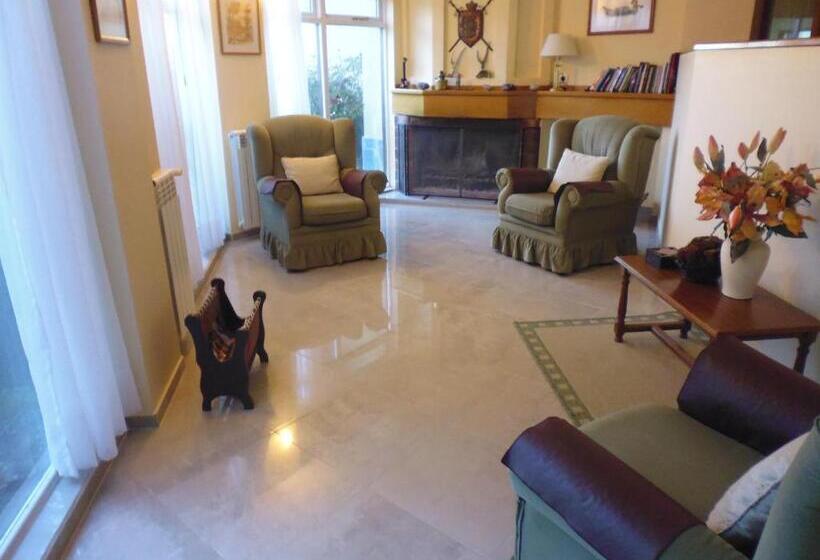 ホテル Estancia La Quinta