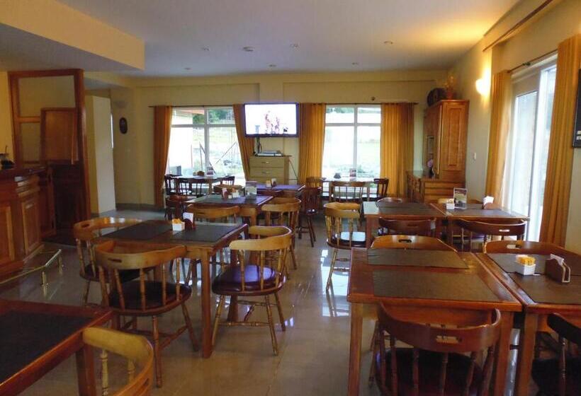 فندق Estancia La Quinta