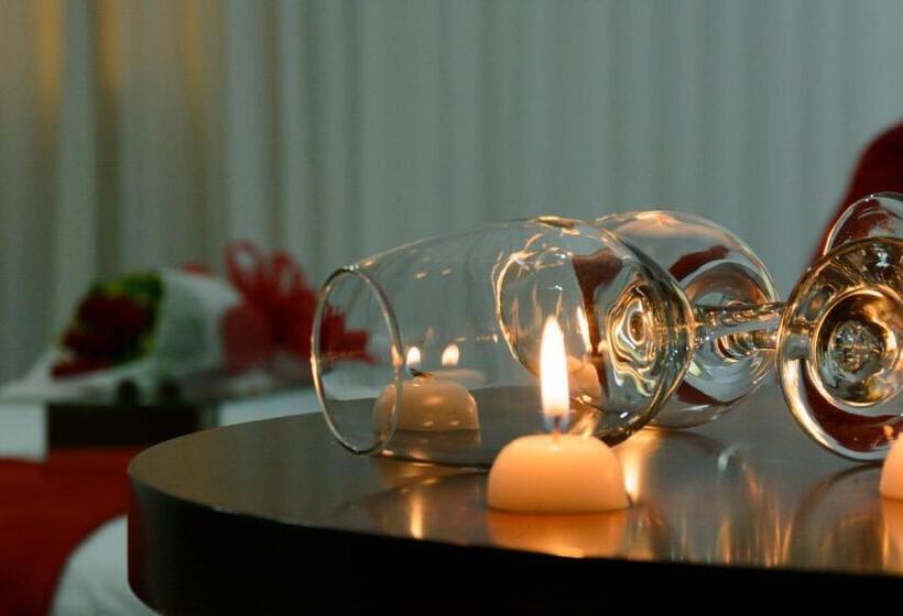 فندق Florida Inn