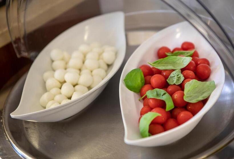 호텔 Garnì Orchidea